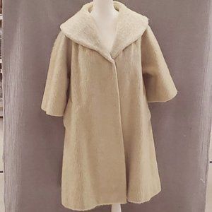 Beautiful Vintage 1950's Lilli Ann Mohair Swing Coat